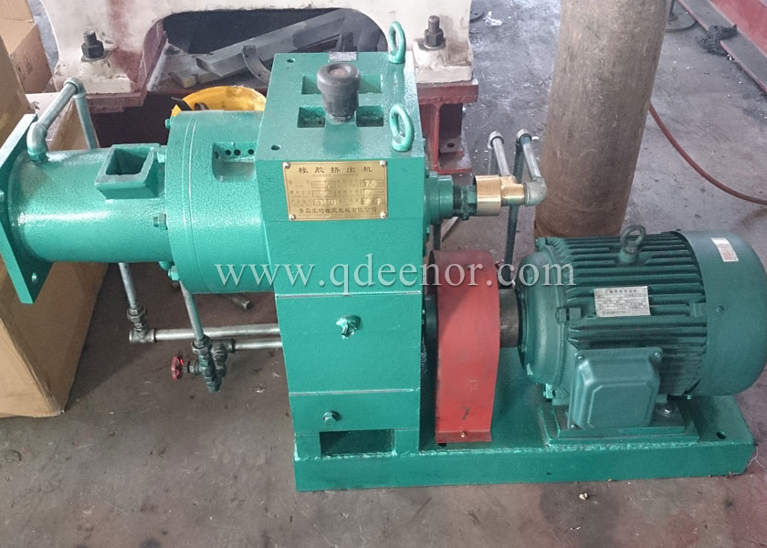 XJ-65/85 Rubber extruder