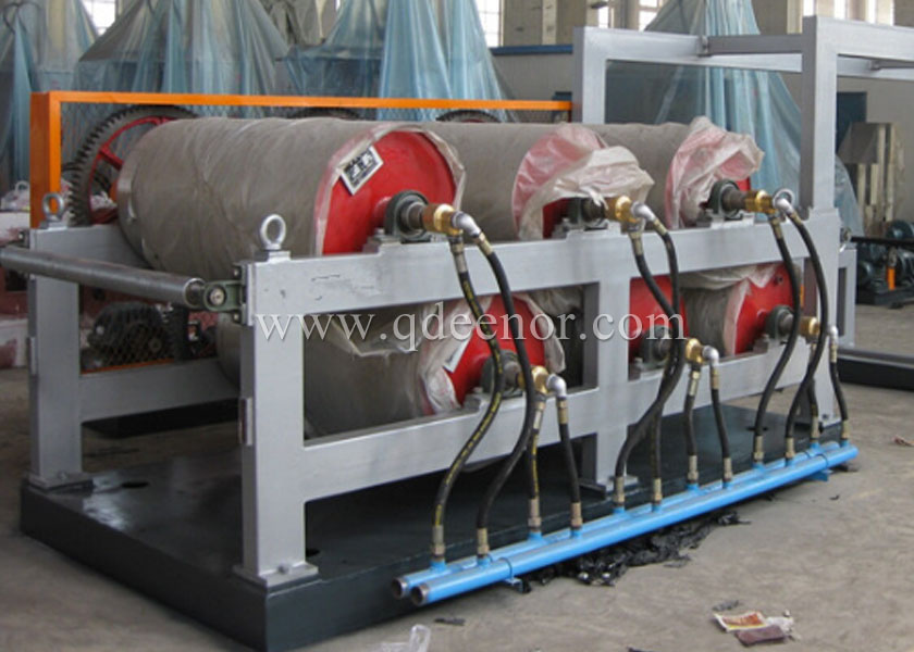 Roller type colling machine